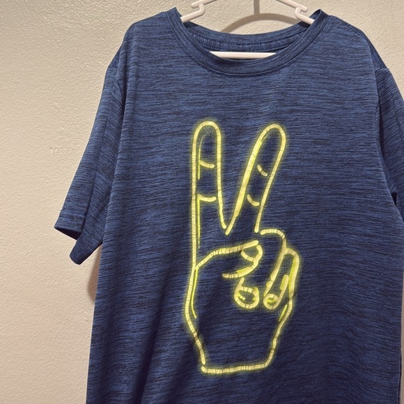 Reebok boys medium 10 - 12 peace sign graphic active tee - Picture 4 of 6